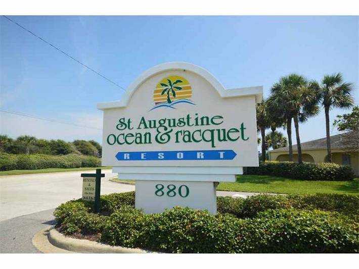 Vacation rental for 6 people, with balcony and hot tub in St. Augustine Beach