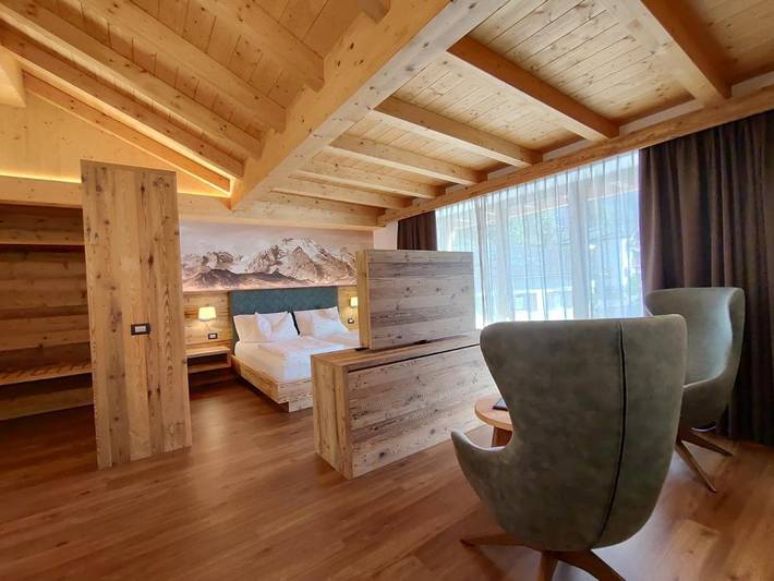 B&b per 4 persone, con Balcone e Terrazza nonché Giardino e Panorama a Tesero
