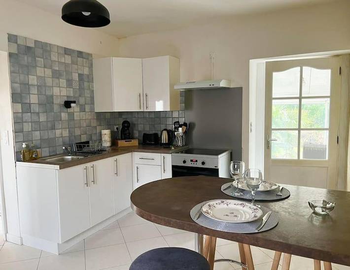 Location de vacances pour 6 personnes, avec jardin, adapté aux familles à La Rivière - 3