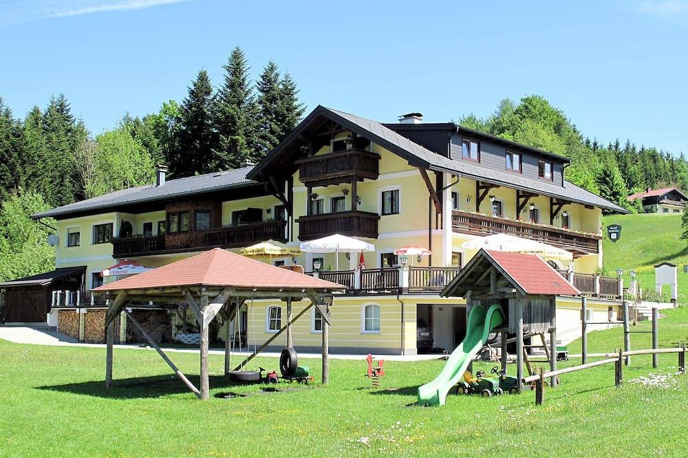 Geheel appartement, Appartement Fichte in Oberwang, Bezirk Vöcklabruck