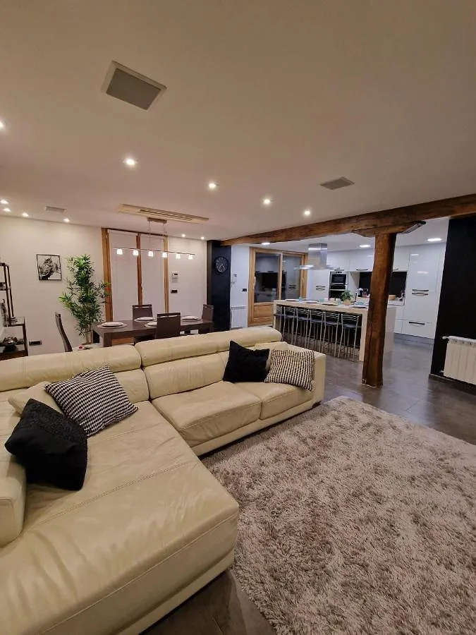 Appartement de vacances pour 8 personnes, avec terrasse - 1