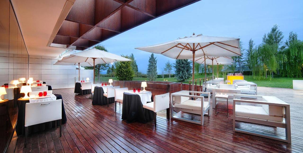 Deluxe Room and Spa access in Lleida, Costers del Segre
