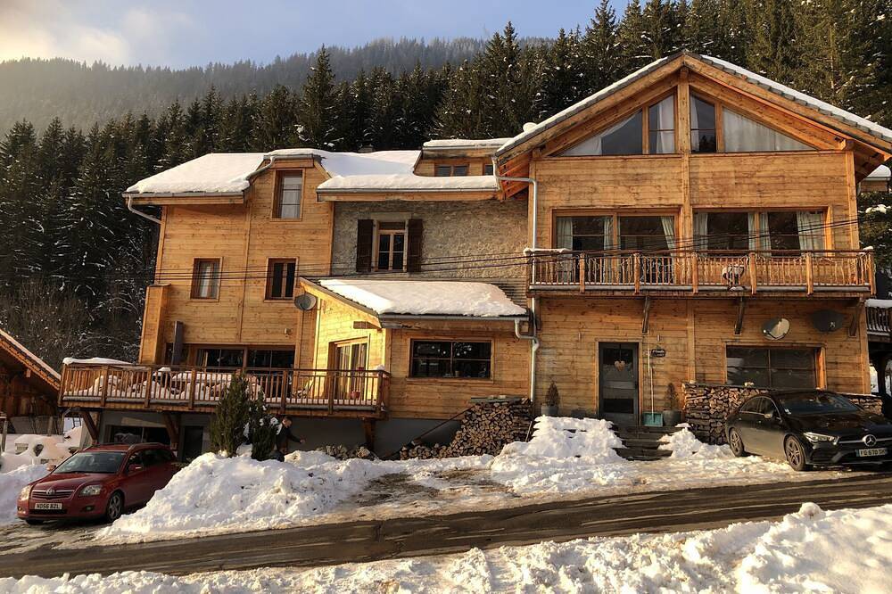 Ganze Wohnung, L'Ecuela Apartment, tastefully renovated 1 bedroom apartment in Saint-Jean-d'Aulps, Les Portes du Soleil