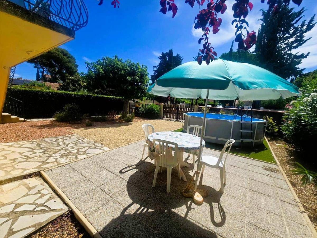 Appartement entier, Le Balcon de Cournon, piscine, jardin, clim à 15 min de plages in Cournonterral, Côte méditerranéenne (France)