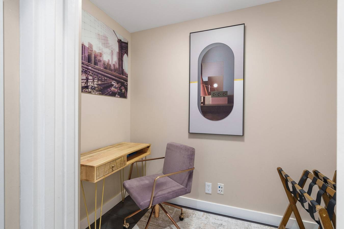 Apartamento entero, Skyline 1Br Condo | Parking, Workspace & Balcony in Vancouver, Columbia Británica