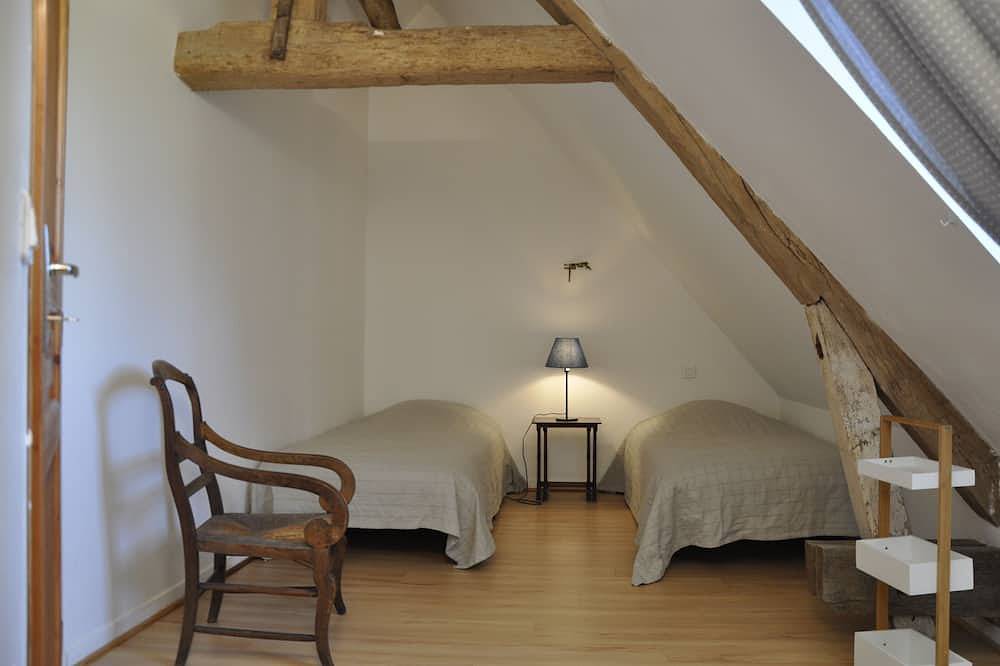 Gîte in the heart of the Brenne, old farmhouse entirely renovated in Le Blanc und Umgebung