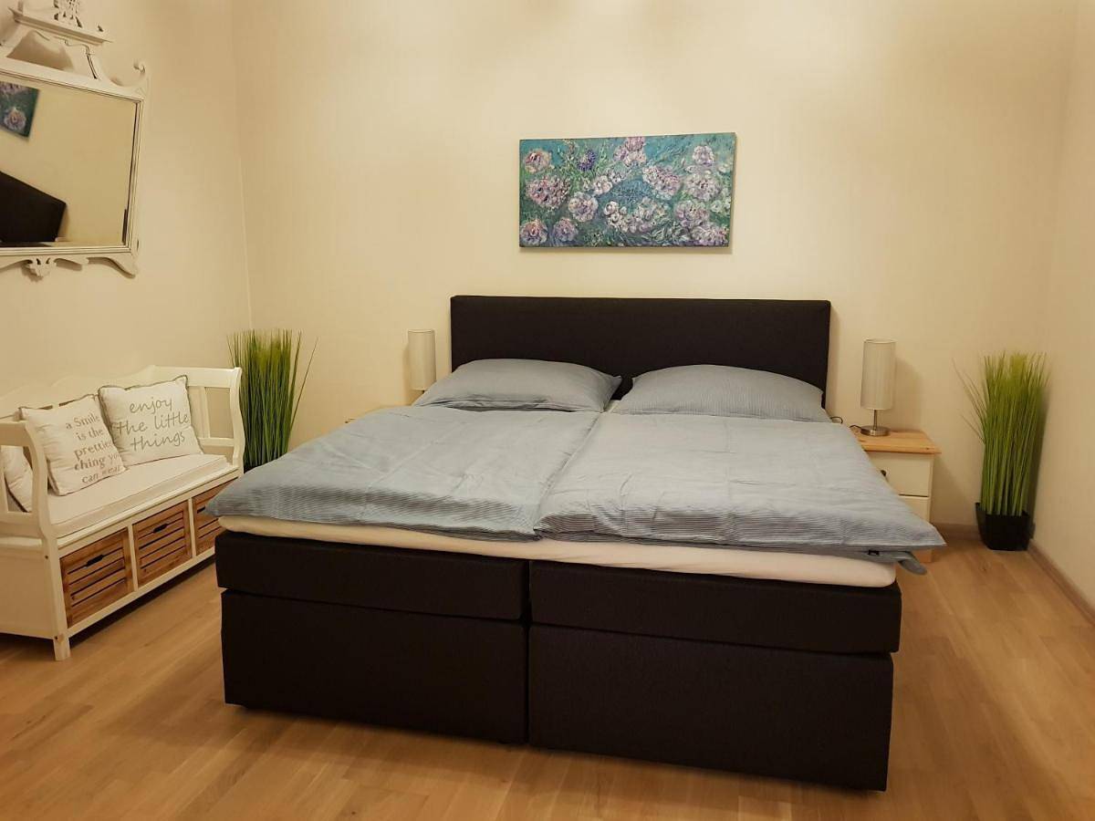 Ganze Ferienwohnung, Blauregenhof in Eltendorf, Bezirk Jennersdorf