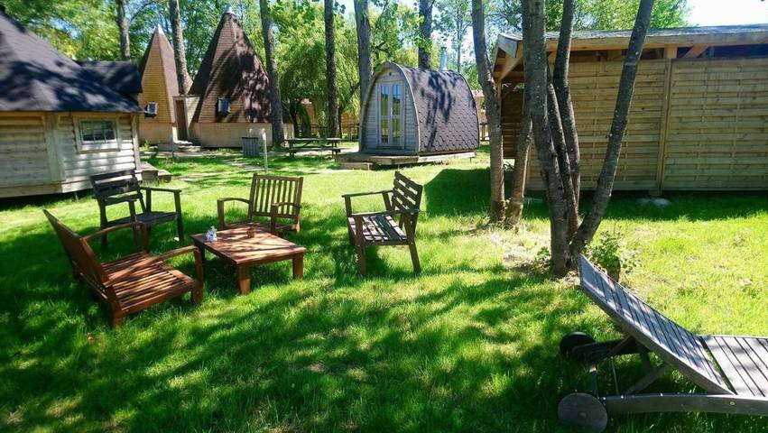 Parc de vacances pour 5 personnes, avec sauna ainsi que jardin et vue, animaux acceptés à Champvert - 3
