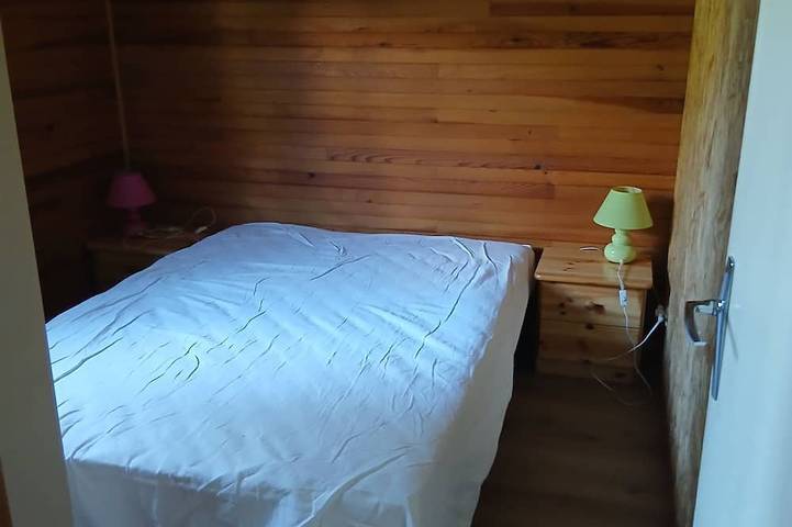 Gîte pour 4 personnes, avec jardin à Le Falgoux - 2