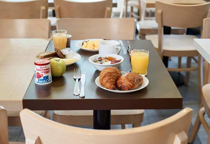 Hôtel pour 2 personnes à Noisy-le-Grand - 4
