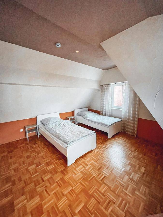 Three-Bedroom House in Wörth am Rhein, Rheinebene