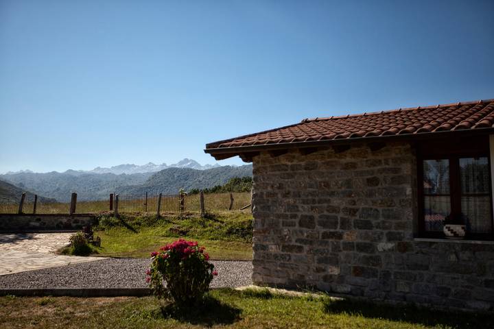 Casa rural para 4 personas, con Jardín en Lagos de Covadonga - 2