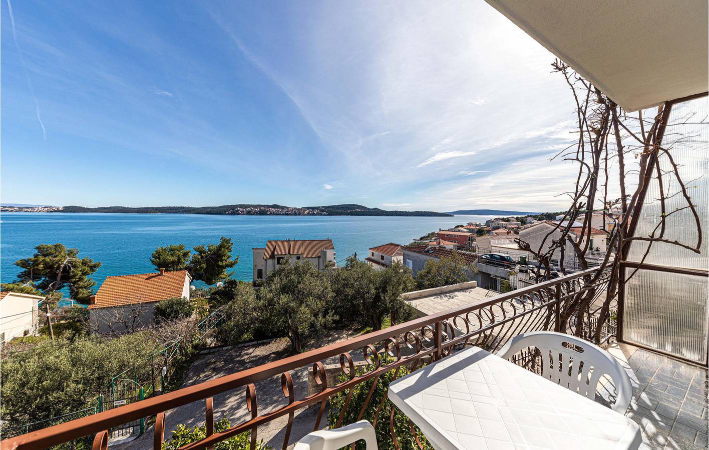 Ganze Ferienwohnung, Ferienwohnung für 3 Personen mit Terrasse in Trogir, Split-Dalmatien