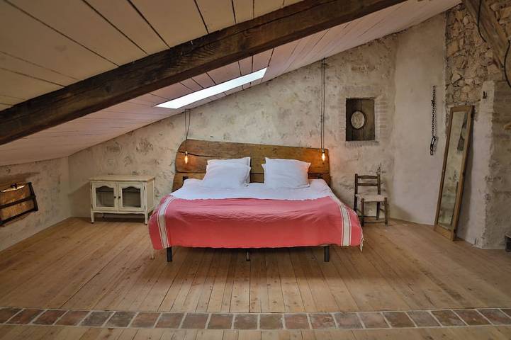 Location de vacances pour 17 personnes à Saint-André-de-Cruzières - 2