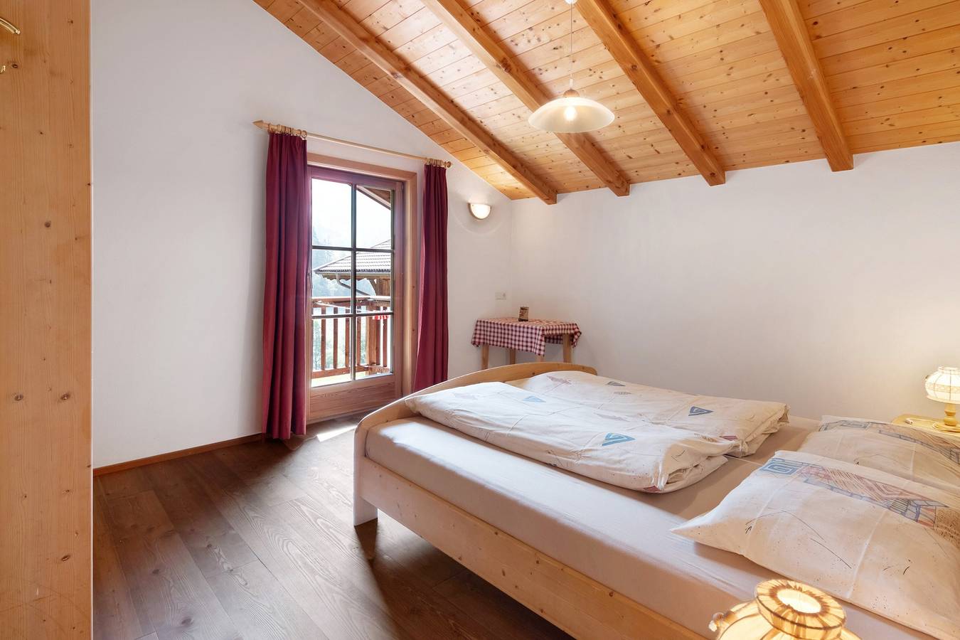 Ganze Wohnung, Ferienwohnung 'Ausser Brugghof Birgit' mit Bergblick, Gemeinschaftsgarten und Wlan in Katharinaberg, Schnals