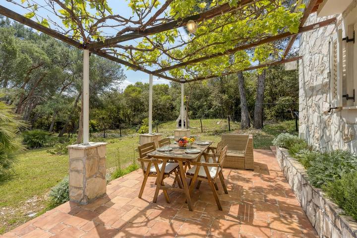 Ferienhaus für 4 Personen, mit Terrasse, kinderfreundlich auf Lošinj
