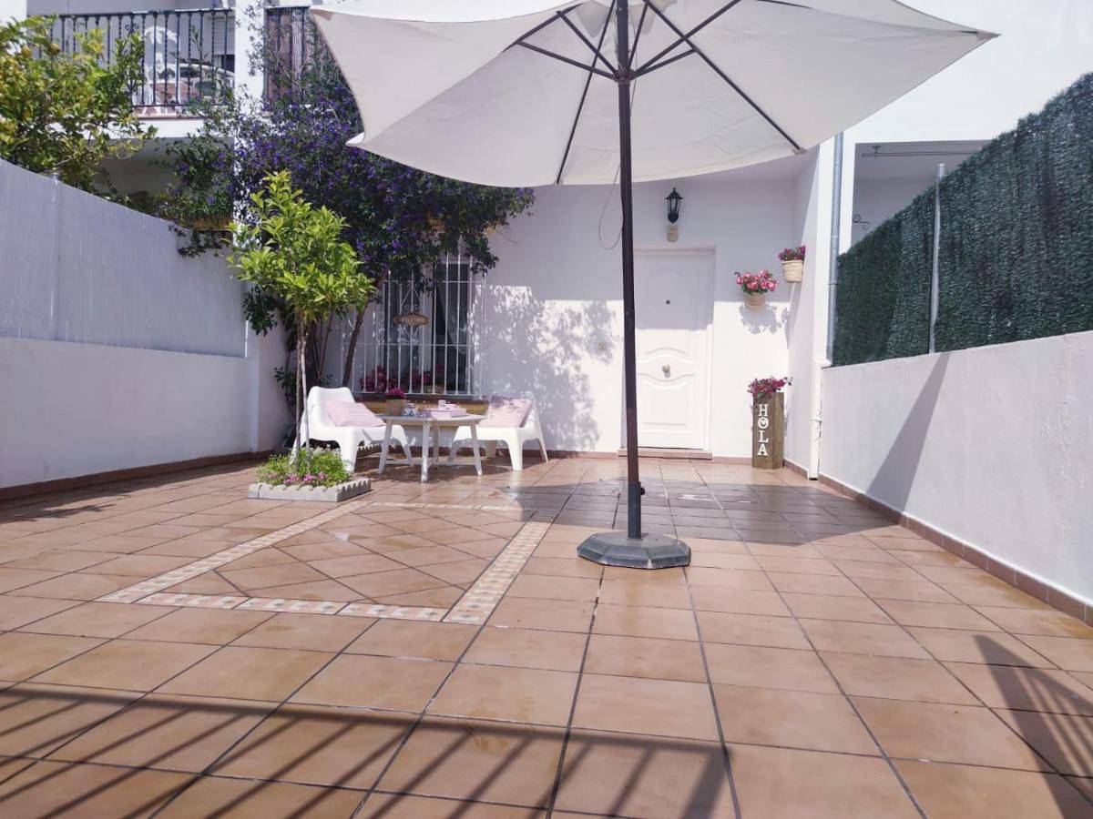 Two-Bedroom House in El Bosque, Pueblos Blancos