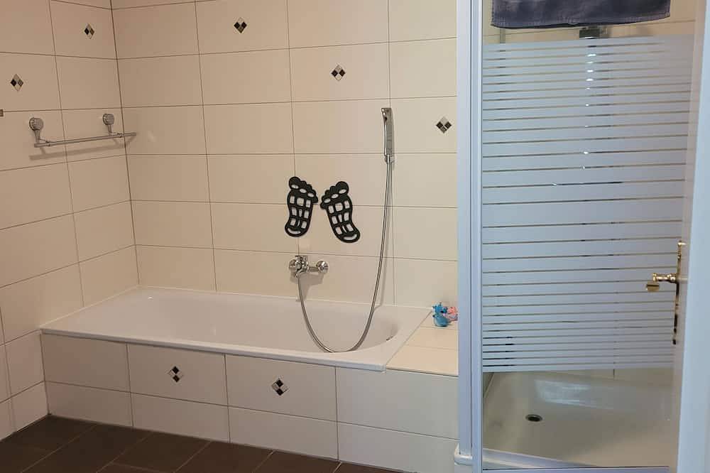 Apartamento entero, Apartamento \"Dat Nüst\", terraza, jardín, mod. cuarto de baño in Manslagt, Krummhörn