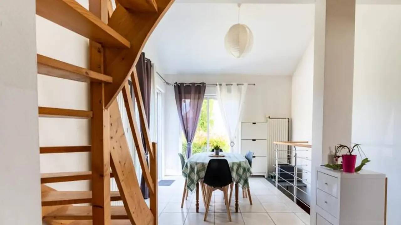 Appartement de vacances entier, Ferienwohnung für 8 Personen (110 m²) in Sainte-Radegonde-en-Touraine in Tours, Région de Tours