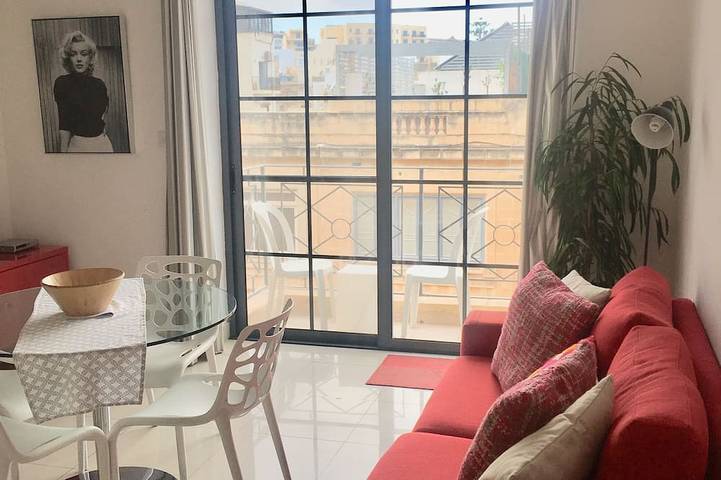 Apartment for 3 people, with balcony in Tas-Sliema