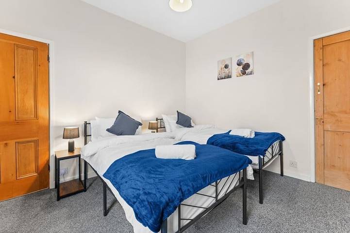 Stoke Work Stay - Contractors & Families - Sleep 6 in Stoke-on-Trent, Midlands