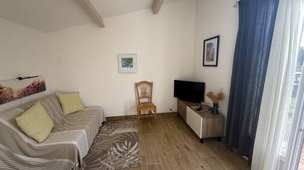 Chambre d’hôte pour 2 personnes, avec jacuzzi et jardin dans Parc naturel régional de la Sainte-Baume