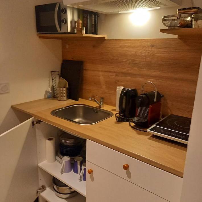 Chambre d’hôte pour 3 personnes, avec terrasse ainsi que vue et piscine dans la Loire - 4