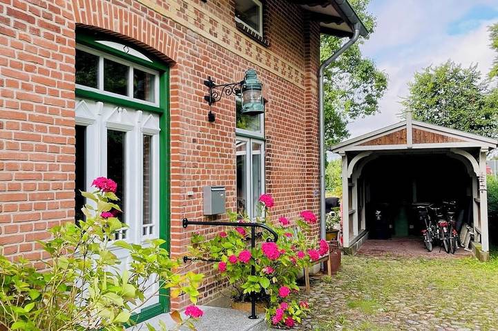 Ferienhaus für 4 Personen, mit Terrasse und Garten in Scheggerott