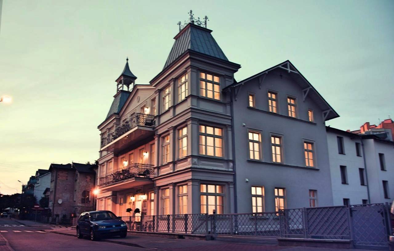 Dwie Wieże in Międzyzdroje, Międzyzdroje (Gmina)