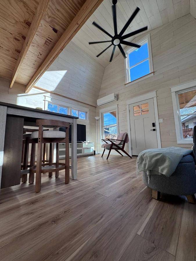 Casa de huéspuedes para 4 personas, con jardín y vistas en San Antonio