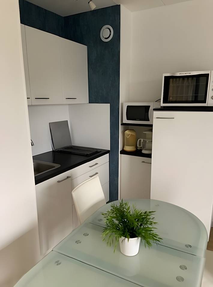 Studio entier, Appartement 'À 50 M. De La Plage' in Saint-Jean-de-Monts, Vendée