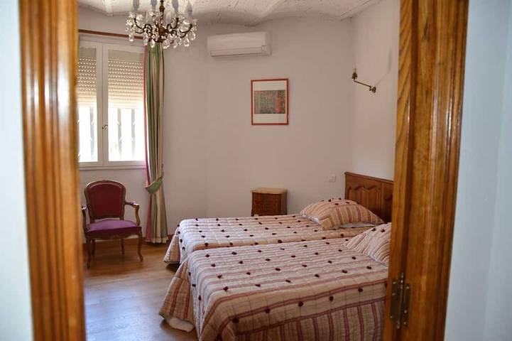 Gîte pour 4 personnes, avec jardin ainsi que terrasse et piscine à Plan-d'Orgon - 3