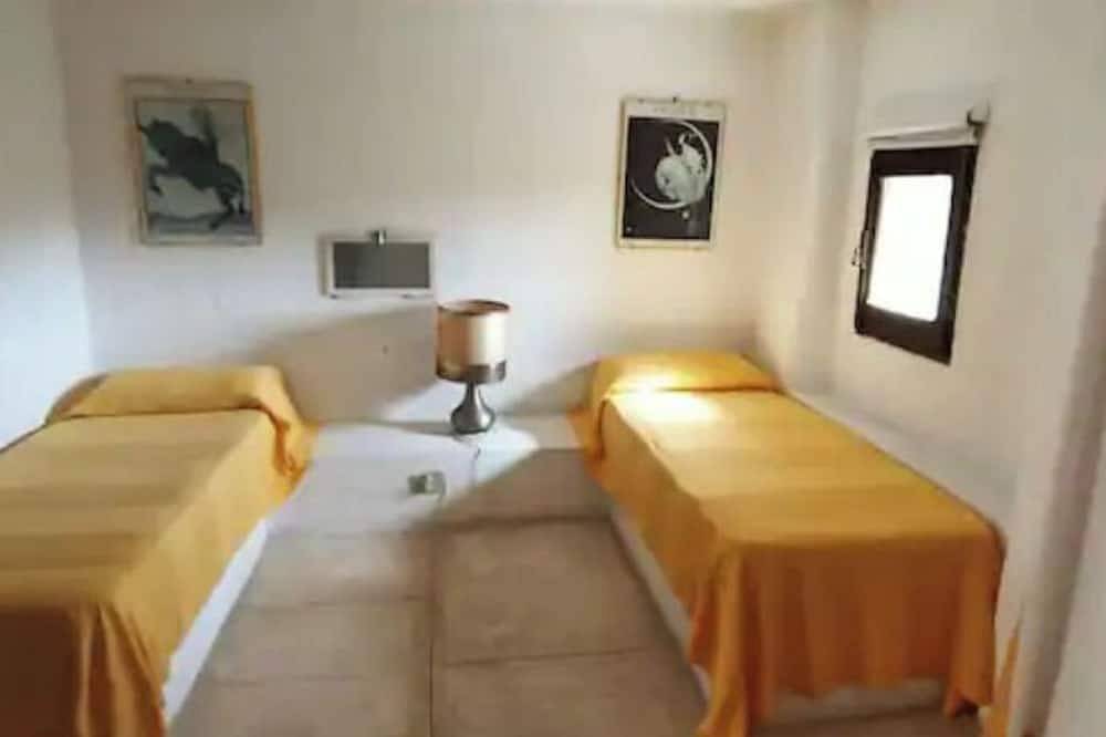 8 bedroom castle in praia a mare in Praia a Mare, Costa Tirrenica Calabria