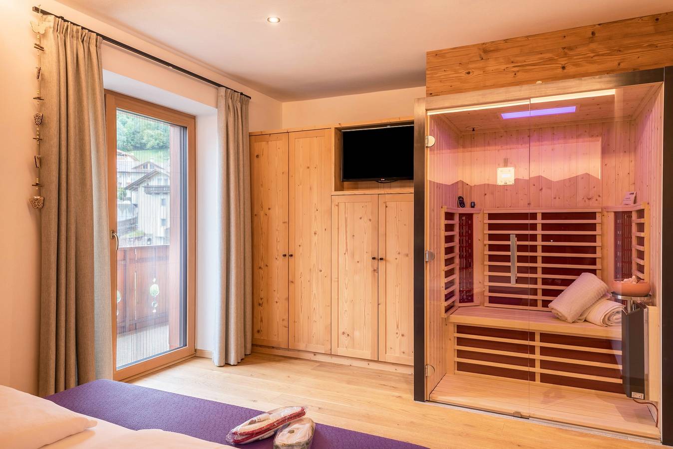 Appartamento intero, Appartamento "Talblick" con vista montagna, Wi-Fi, balcone e giardino in Albions, Laion
