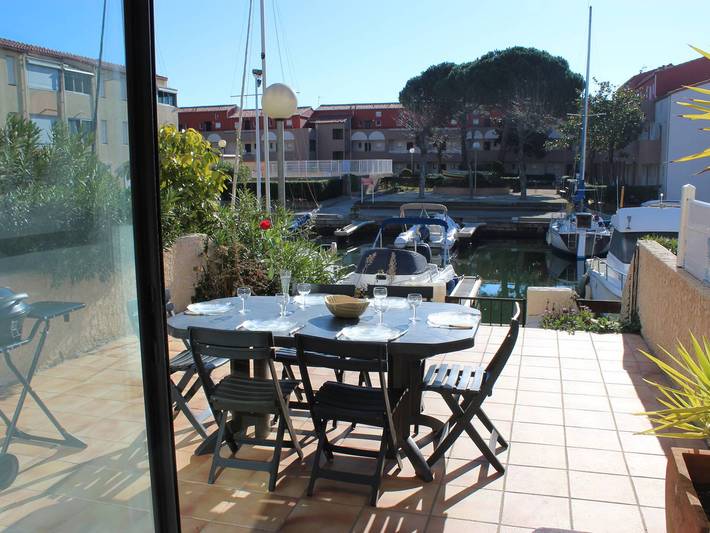 Appartement de vacances pour 6 personnes, avec piscine et terrasse