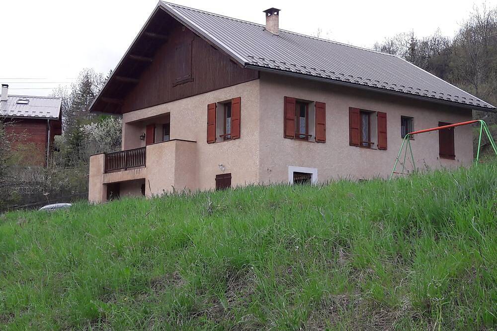 Ganze Wohnung, Bel Appartement Rénové Dans Chalet, Très Spacieux 120 m2, Confortable ,convivial in Villars-Colmars, Castellane und Umgebung