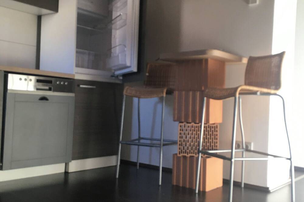 Ganze Wohnung, 5 Minuten ins Zentrum, 5 Minuten in den Wald, eine gemütliche kleine Wohnung in Selb, Landkreis Wunsiedel im Fichtelgebirge