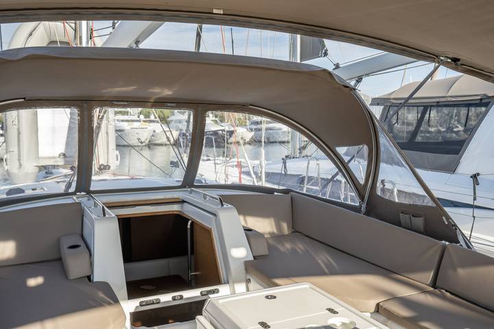 Bateau pour 10 personnes dans Cos Ville - 4