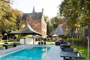 Hotel voor 2 personen, with zwembad and sauna as well as tuin and whirlpool in Poperinge