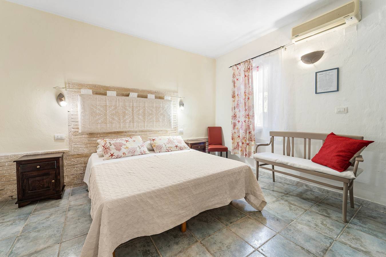 Camera doppia con piscina e cucina condivisa, Wi-Fi e aria condizionata in Gonnesa, Iglesiente