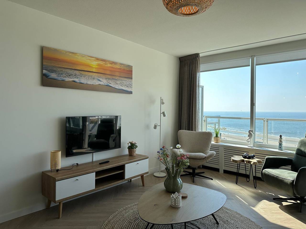 Penthouse Sterflat247 befindet sich im 10. Stock in Egmond, Egmond aan Zee