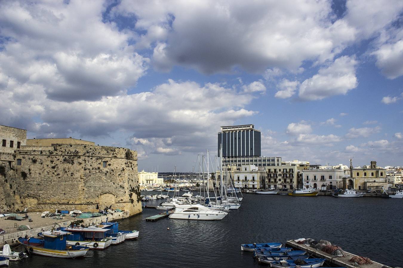 Ganze Wohnung, Apartment '4' mit Klimaanlage in Torre San Giovanni, Ugento