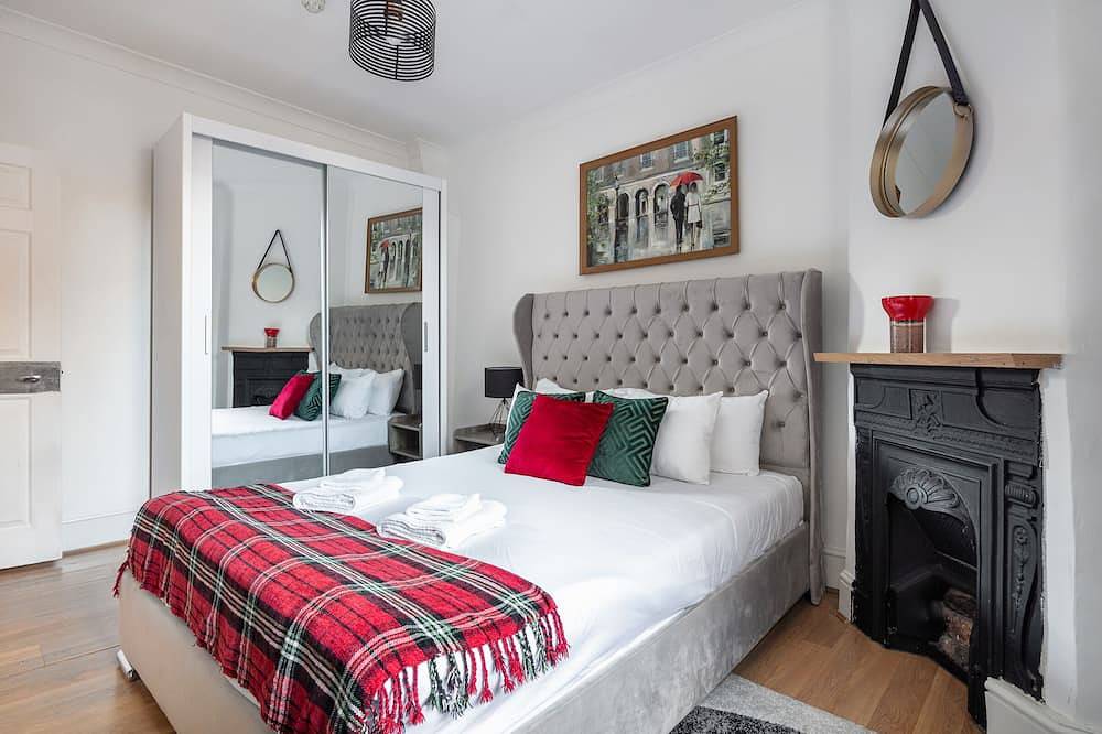 Entire apartment, | Gorgeous Aircondisioned One Bed in the Heart of Central London| in London, South East England