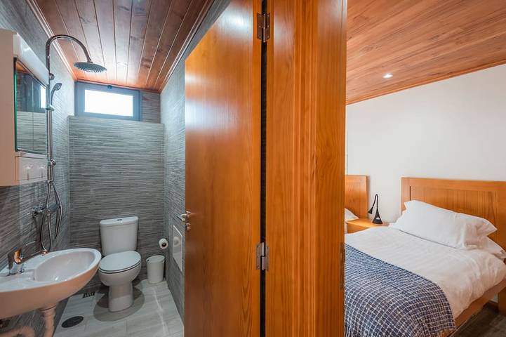 Beautiful country Villa with a small house onsite which together sleeps 6 people in Estreito da Calheta, Madeira