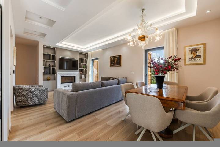 Villa pour 8 personnes, avec jardin et balcon en Albanie