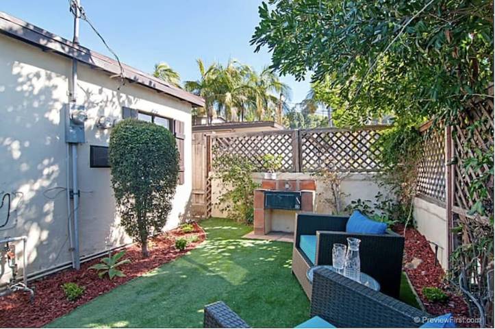 Vacation house for 3 people, with yard and balcony, with pets in San Diego