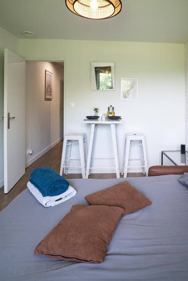 Gîte pour 2 personnes, avec terrasse et vue sur le lac à Saint-Josse - 4