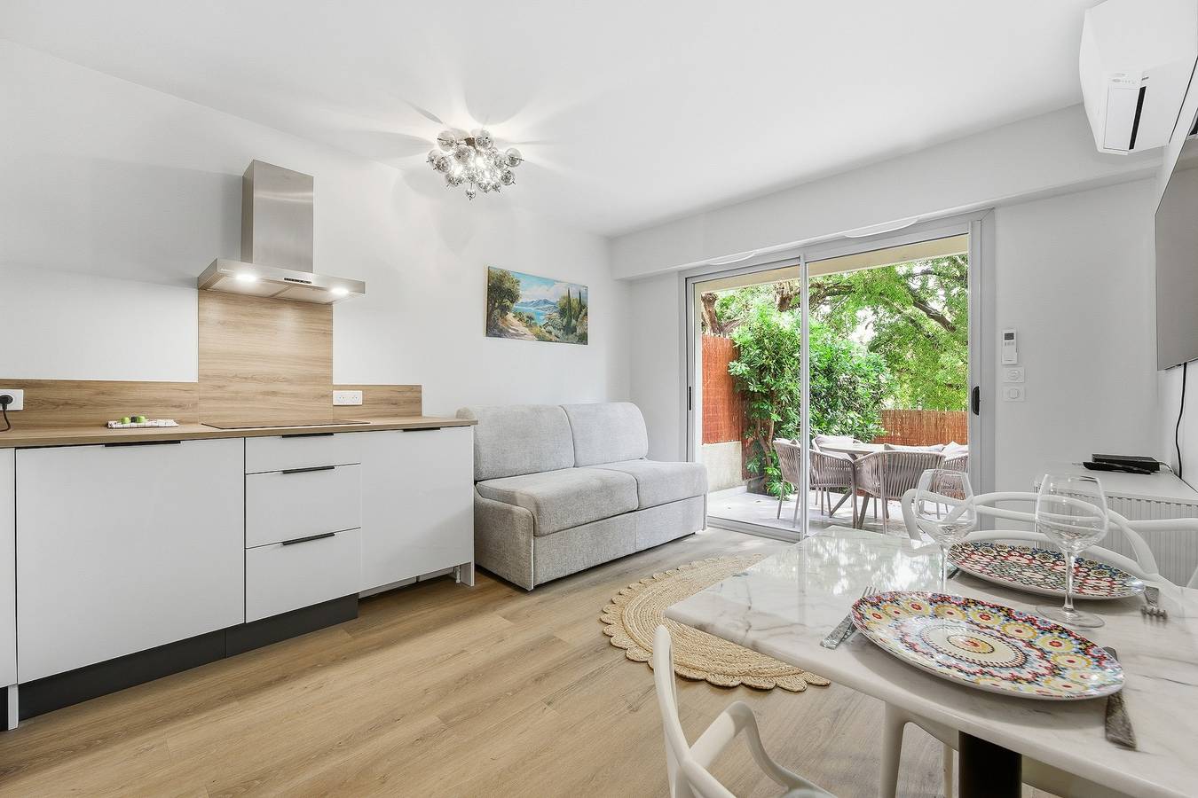 Apartamento entero, Le Petit Garoupe - Studio à moins d'1km des plages in Antibes, Costa mediterránea (Francia)