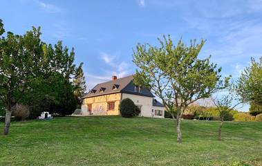 Chambre d’hôte pour 2 personnes, avec jardin et piscine dans Maine-et-Loire
