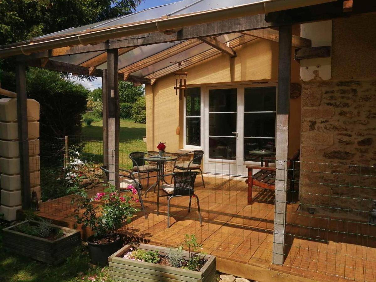 Two-Bedroom House in Rancon, Région de Bellac